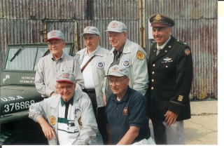 32 640w x 424h px Vets and Richard Vets and Richard.jpg